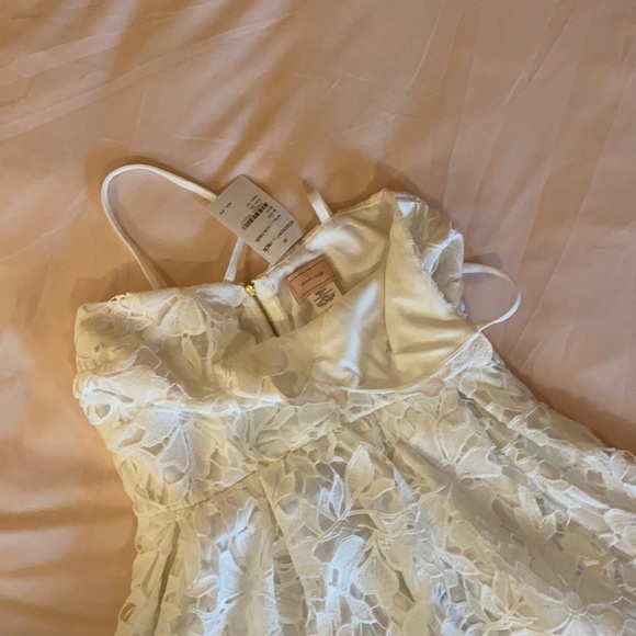 BRAND NEW, white summer dress!!!! SUPER CUTE - Picture 3 of 5